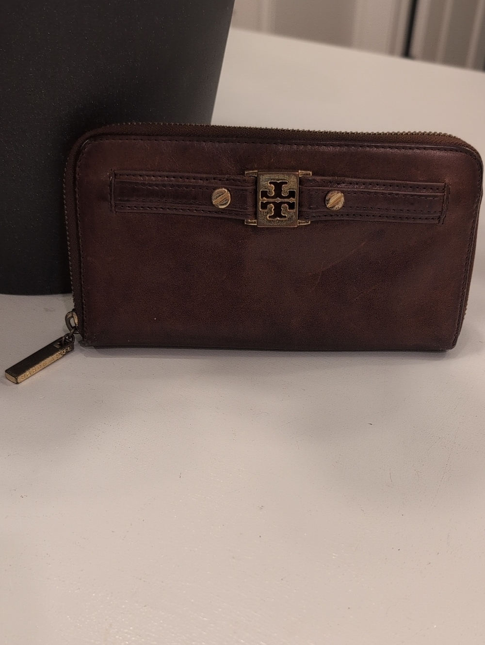 Very Worn Tory Burch Dark Brown Leather Zip-Around Wallet with Logo Plaque